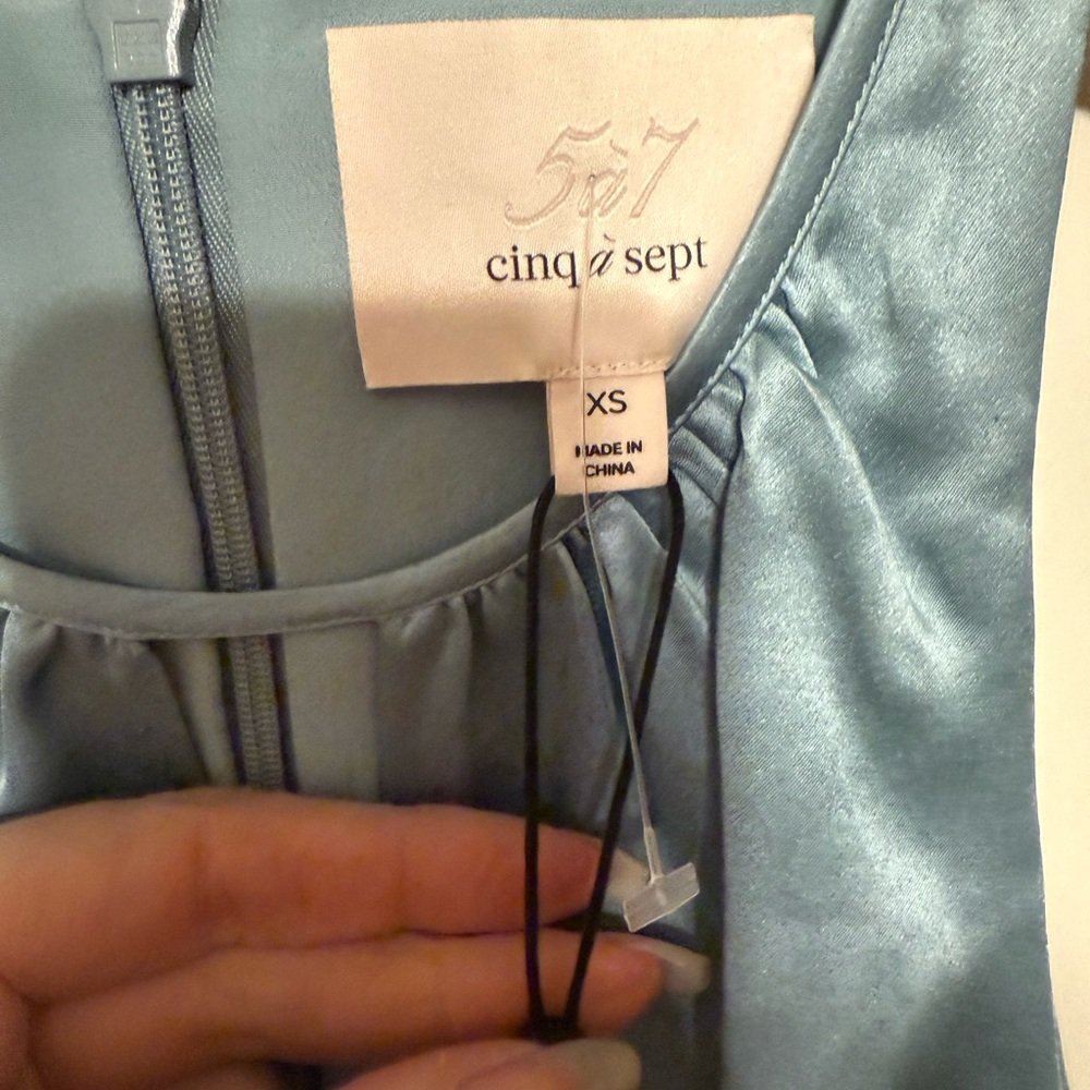 $325 Cinq a Sept ravine blue Amari Twist Cutout Silk Tank Top Sleeveless xs - Picture 7 of 10